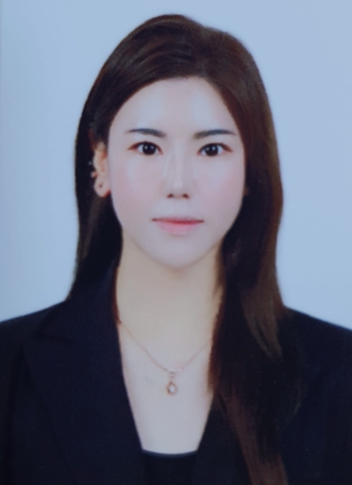 박유리 교수님 대표 프로필.jpg